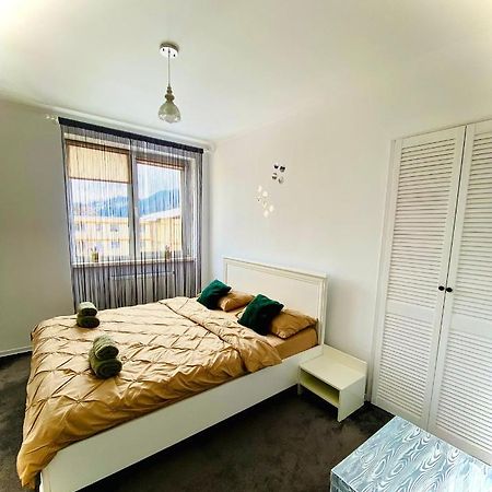 Apartament Tiron In Centru Orasului กูรา ฮูมอรูลุย ภายนอก รูปภาพ