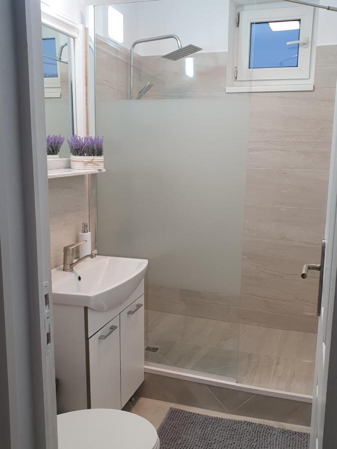 Apartament Tiron In Centru Orasului กูรา ฮูมอรูลุย ภายนอก รูปภาพ