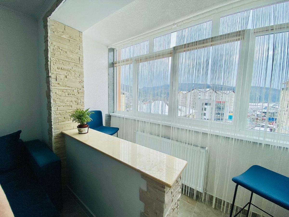 Apartament Tiron In Centru Orasului กูรา ฮูมอรูลุย ภายนอก รูปภาพ